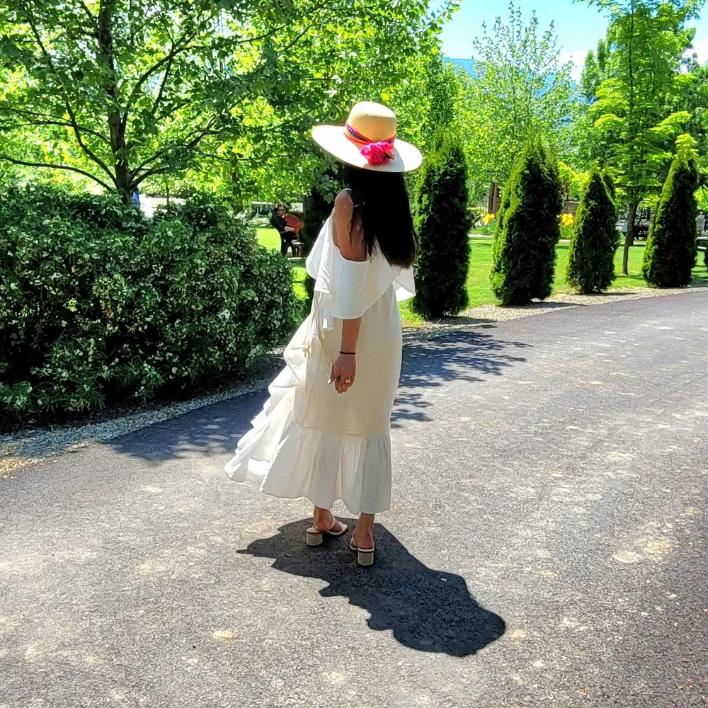 Beautiful white zara dress - Picture 2 of 6